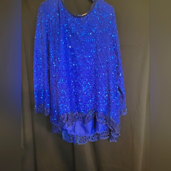 Two Piece - Elligant Brilliant Blue Sequent Outfit - Picture 1 of 7